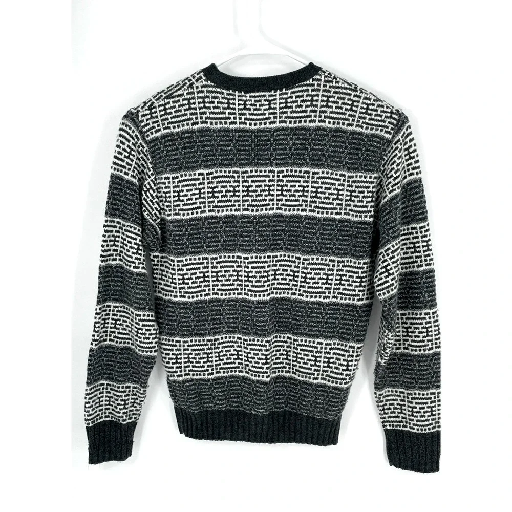 Vintage Neely ltd Men Large Striped Geometric Pattern USA Made Grandpa Sweater